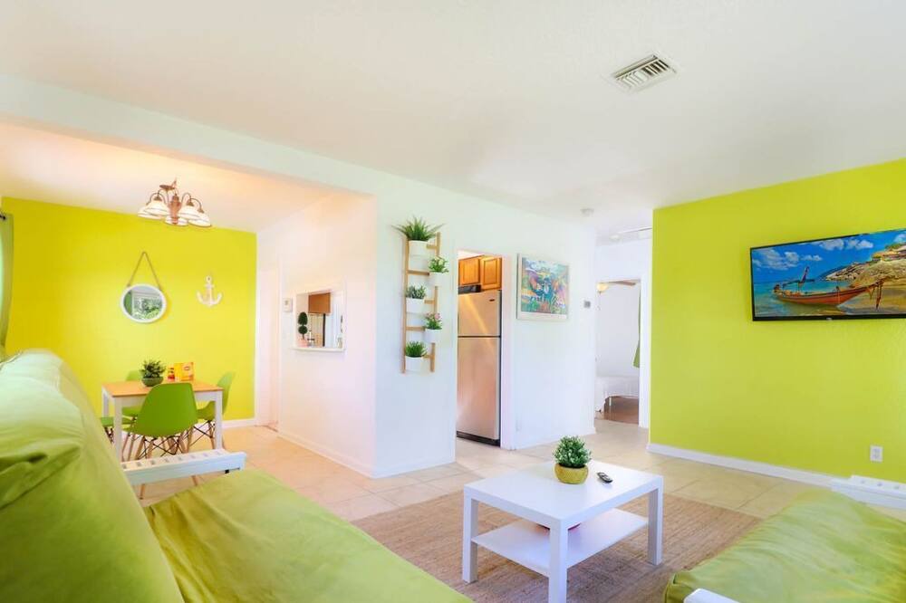 Photo of Bedroom in South Middle River