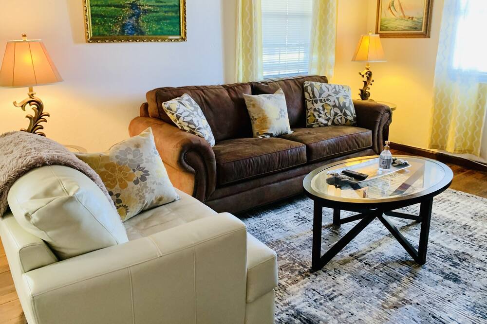 Photo of Bedroom in Deerfield Beach