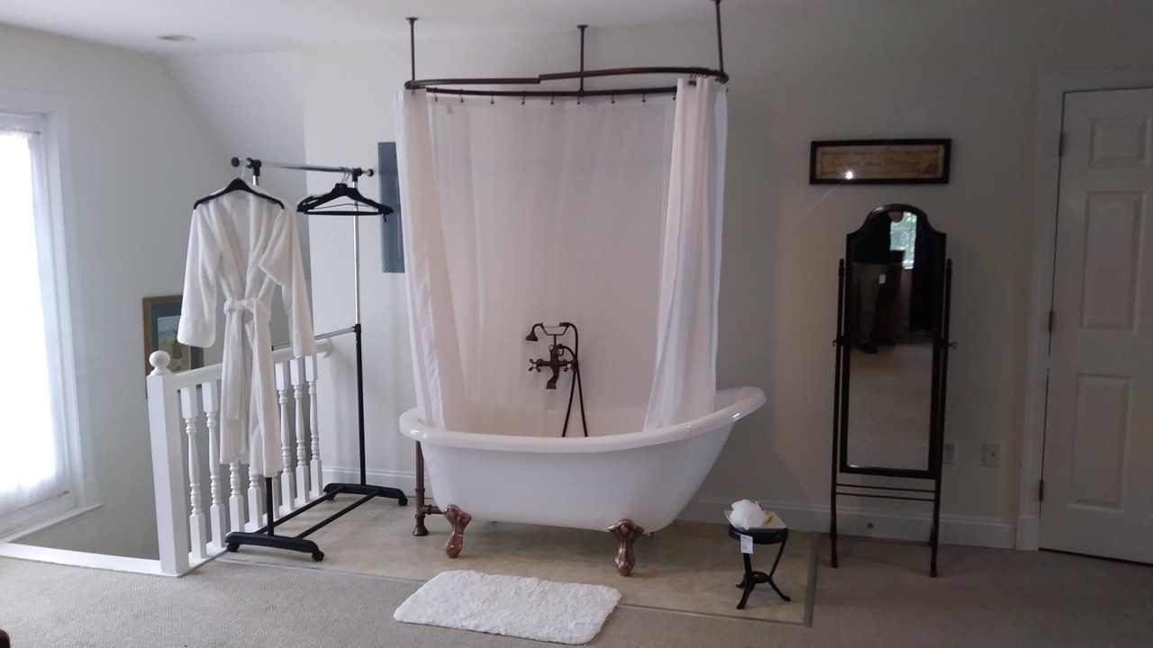 Photo of Bathroom in Secretary