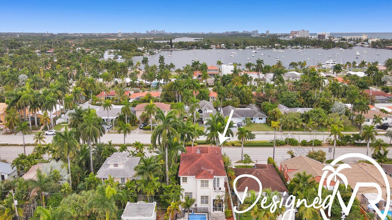 Photo of Outdoor in Hollywood Lakes