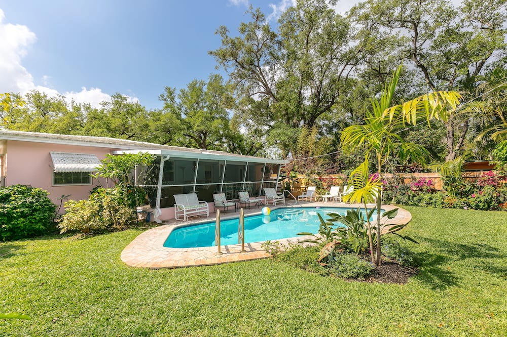 Photo of Outdoor in River Oaks