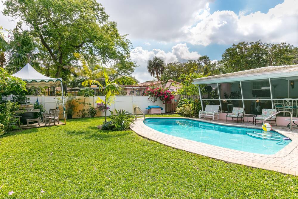 Photo of Outdoor in River Oaks