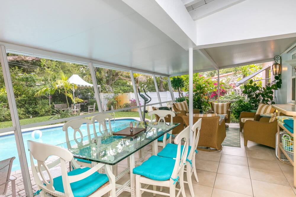 Photo of Patio Balcony in River Oaks