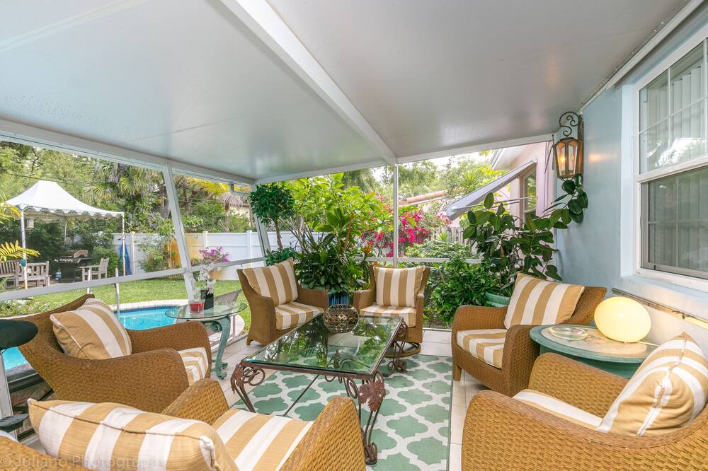 Photo of Patio Balcony in River Oaks