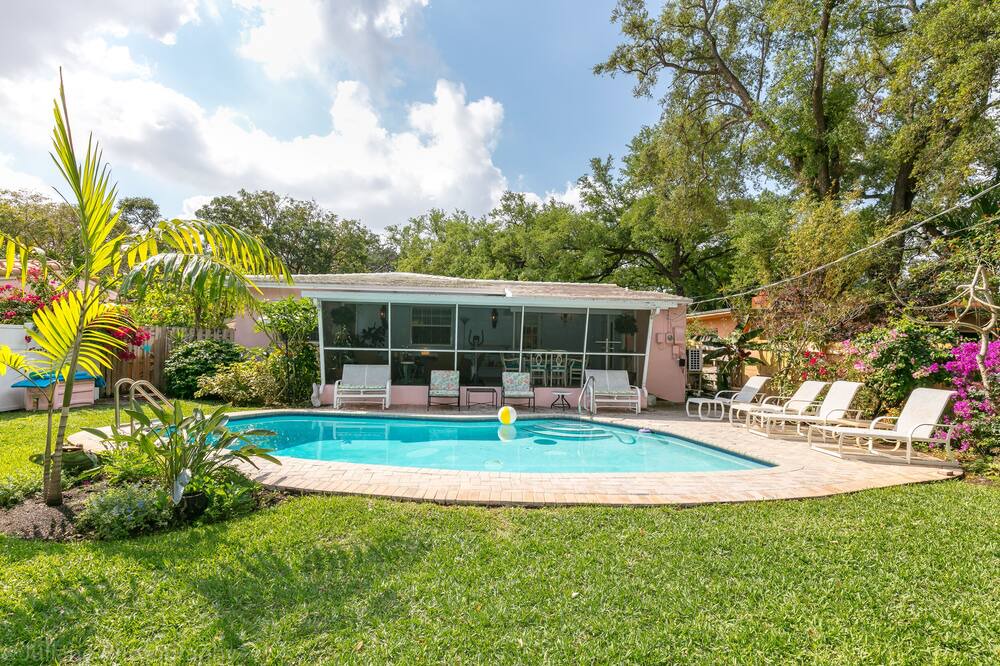 Photo of Outdoor in River Oaks