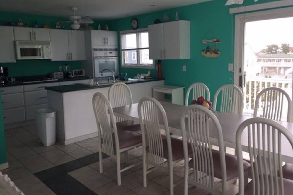 Photo of Kitchen in Ship Bottom
