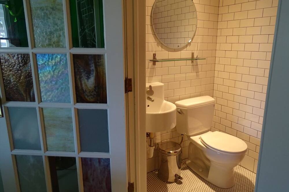 Photo of Bathroom in Royal Oak