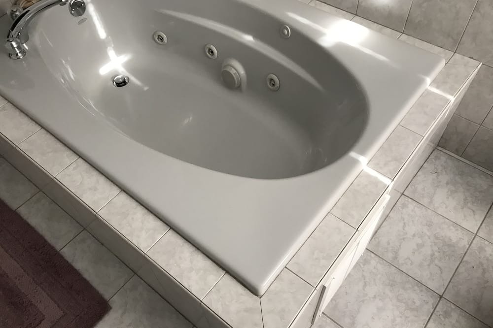 Photo of Bathroom in Paterson