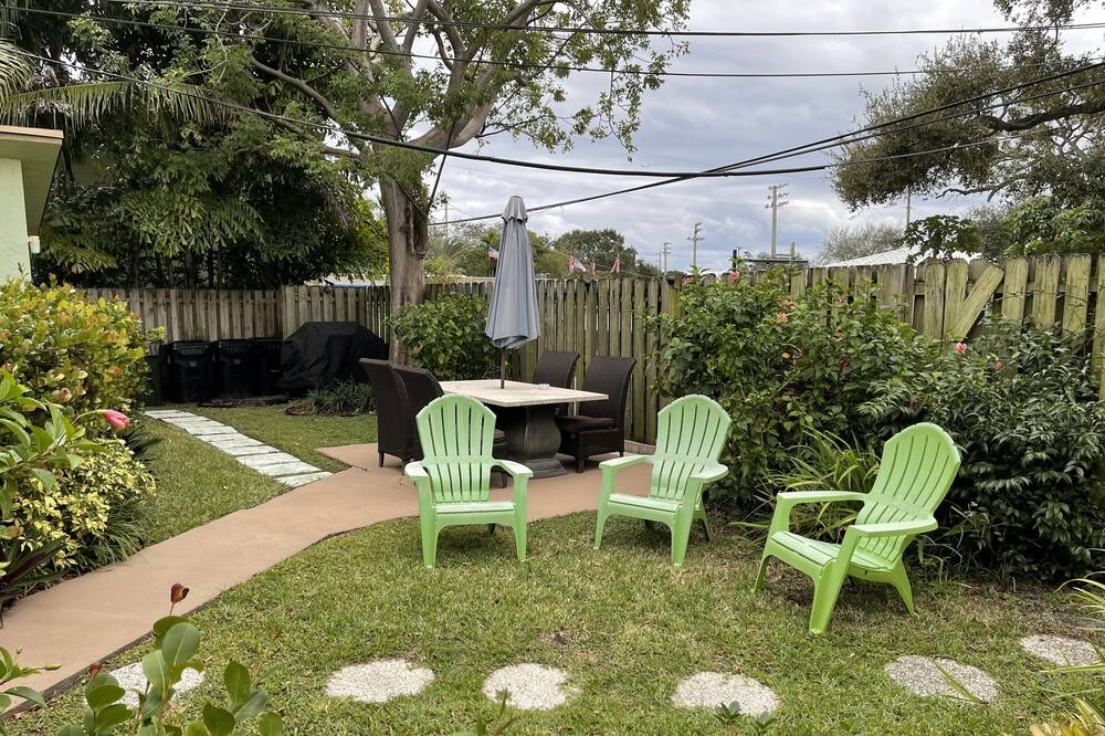 Photo of Outdoor in Croissant Park