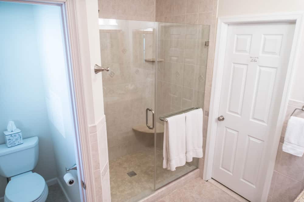 Photo of Bathroom in Earlville