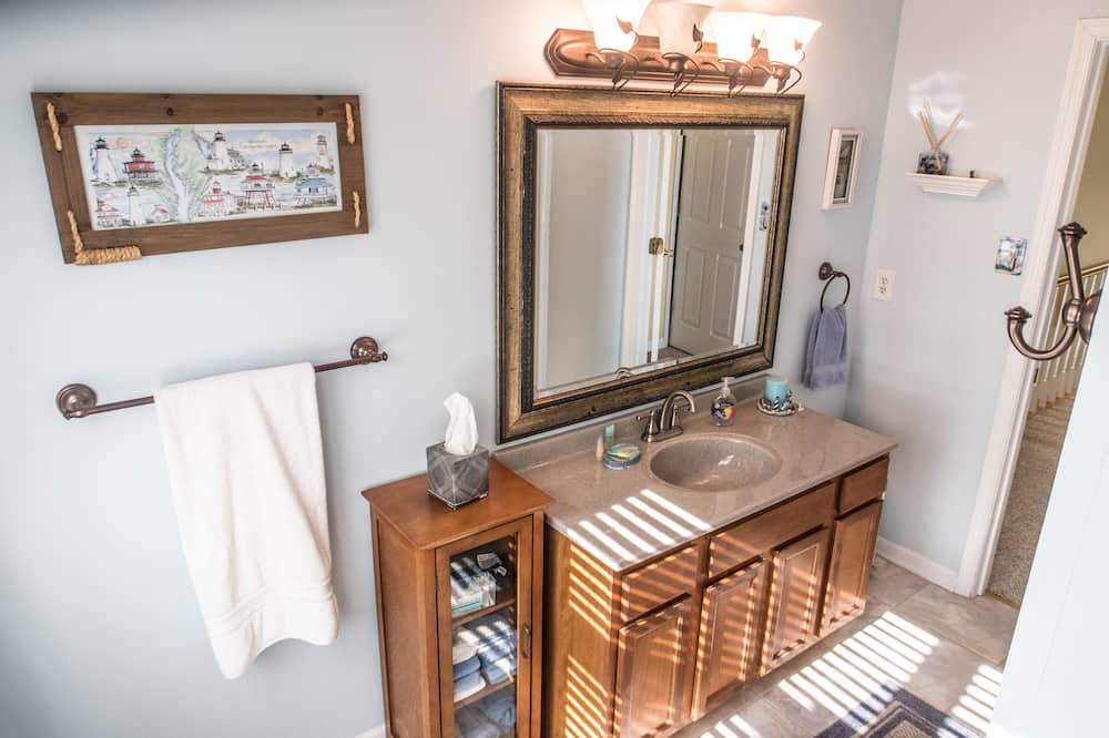 Photo of Bathroom in Earlville
