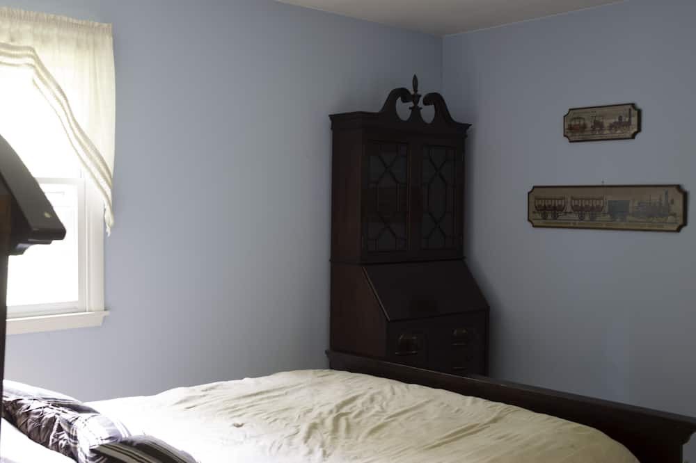Photo of Bedroom in Little Creek