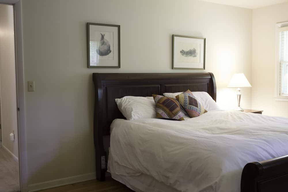 Photo of Bedroom in Little Creek