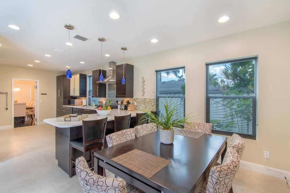 Photo of Kitchen in Hollywood Lakes