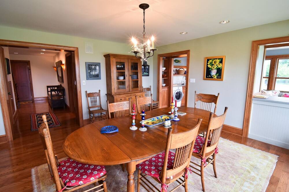 Photo of Bedroom in Greenbush