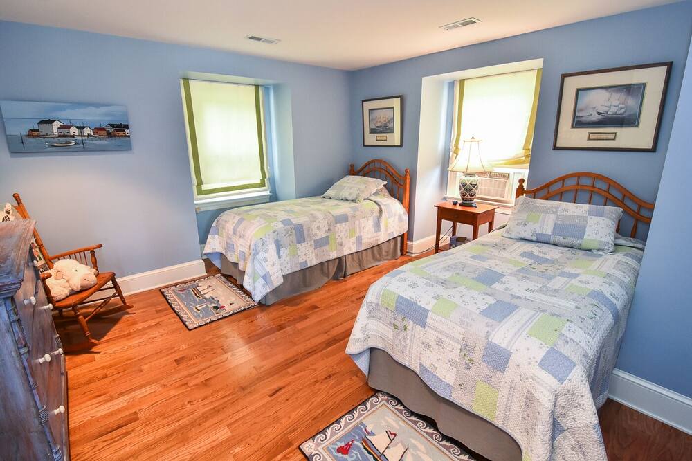 Photo of Bedroom in Greenbush