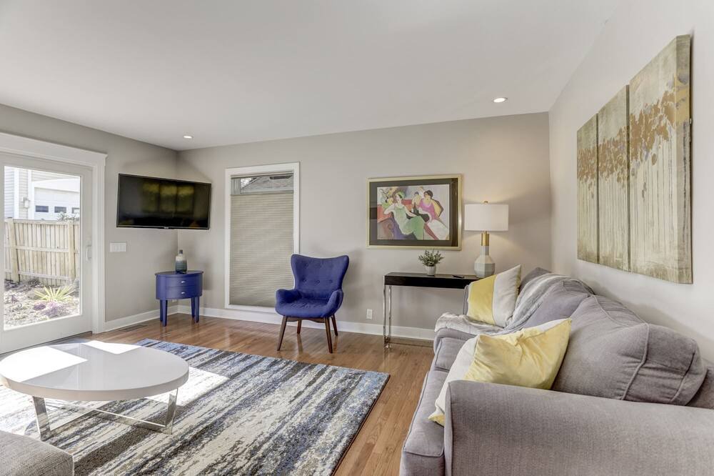 Photo of Livingroom in Annapolis
