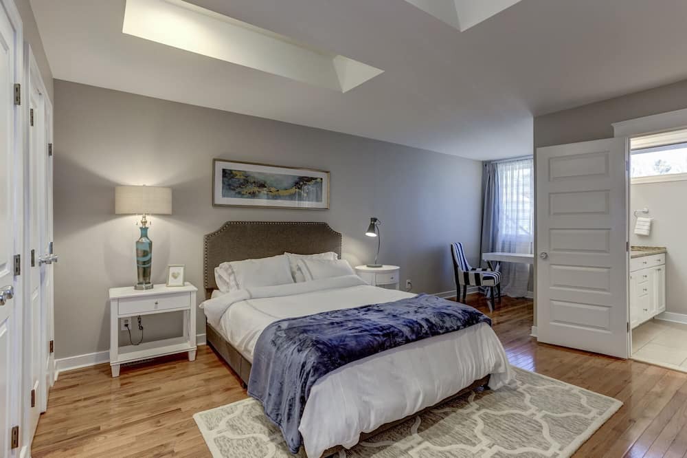 Photo of Bedroom in Annapolis