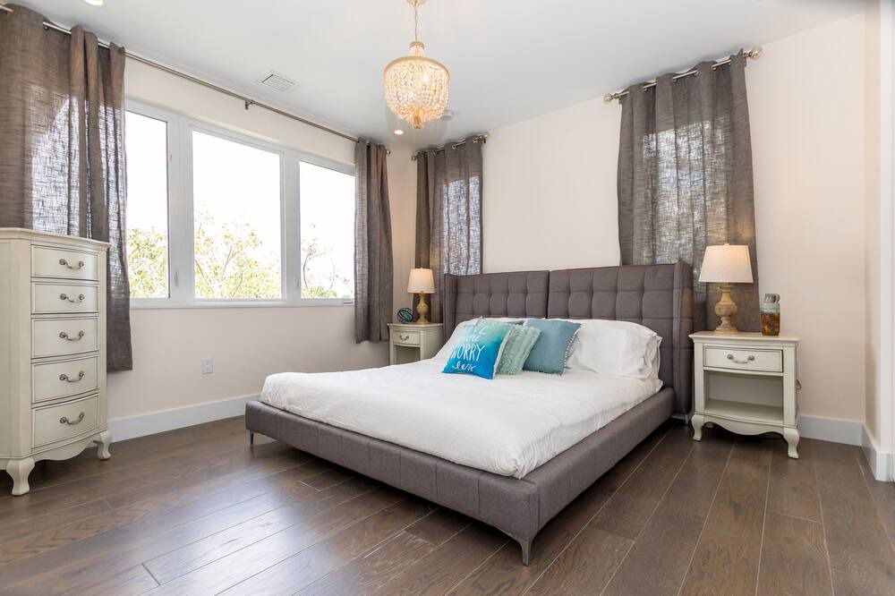 Photo of Bedroom in Pompano Isles