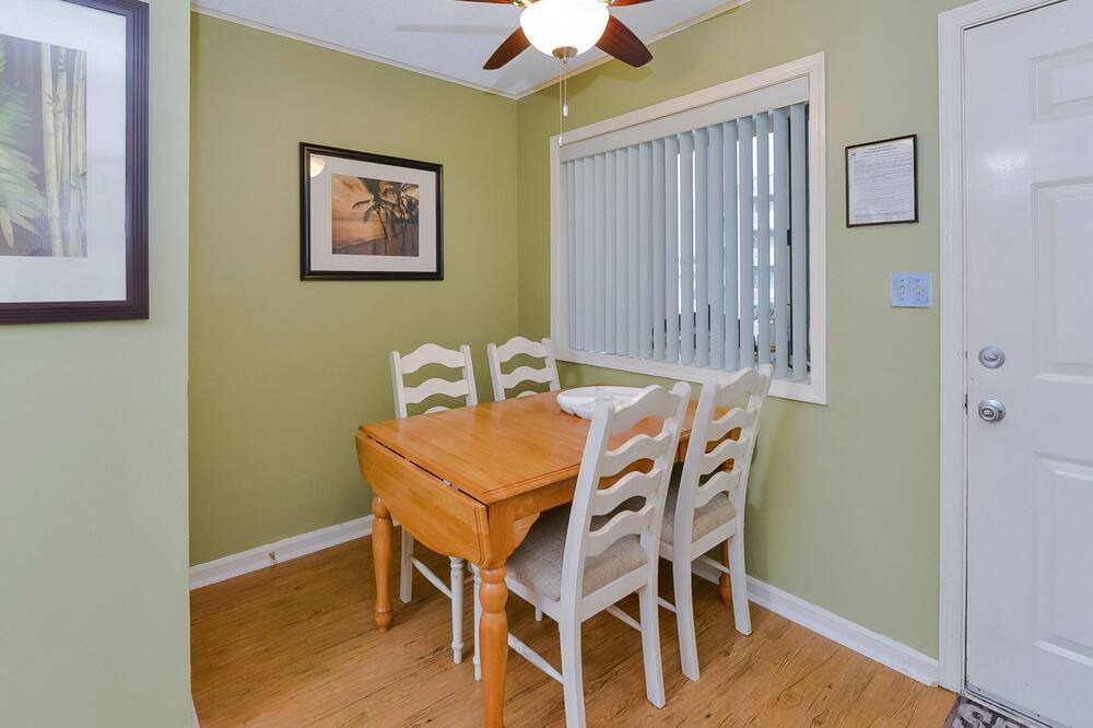 Photo of Livingroom in Midtown Ocean City