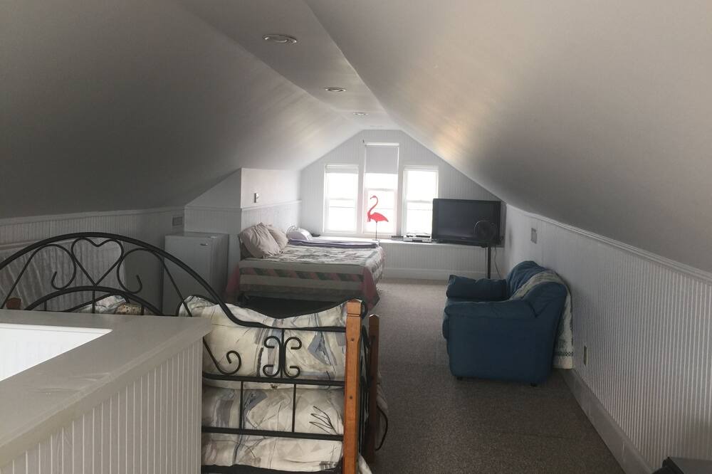 Photo of Bedroom in Upper Fairmount