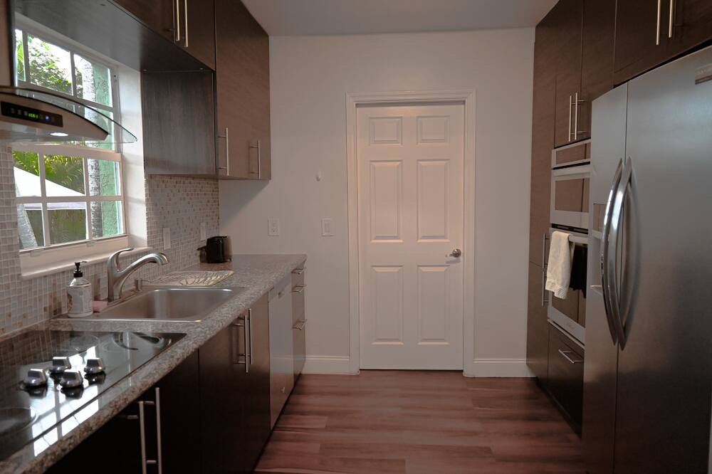 Photo of Kitchen in Royal Poinciana