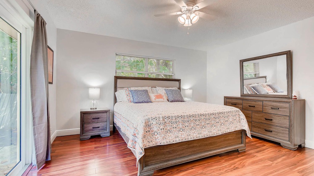 Photo of Bedroom in Highland Beach