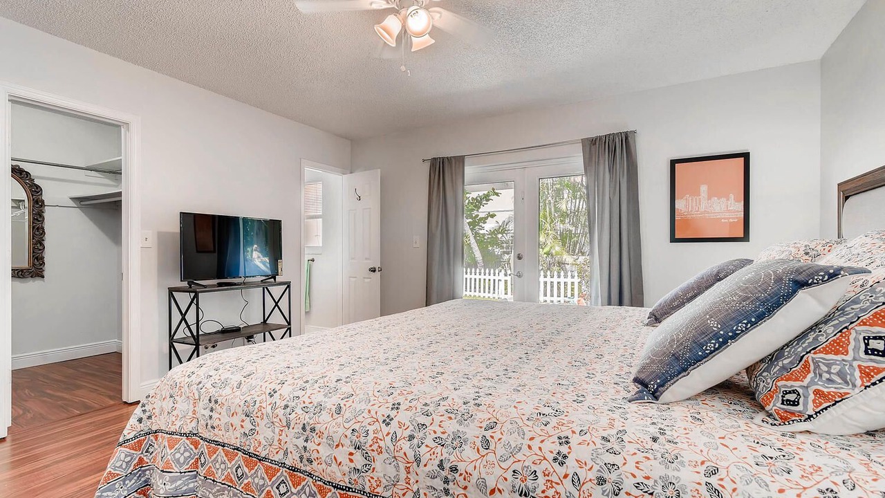 Photo of Bedroom in Highland Beach