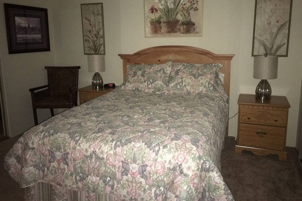 Photo of Bedroom in Snowshoe
