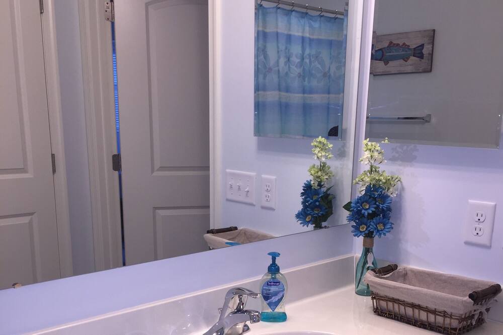Photo of Bathroom in Rehoboth Beach