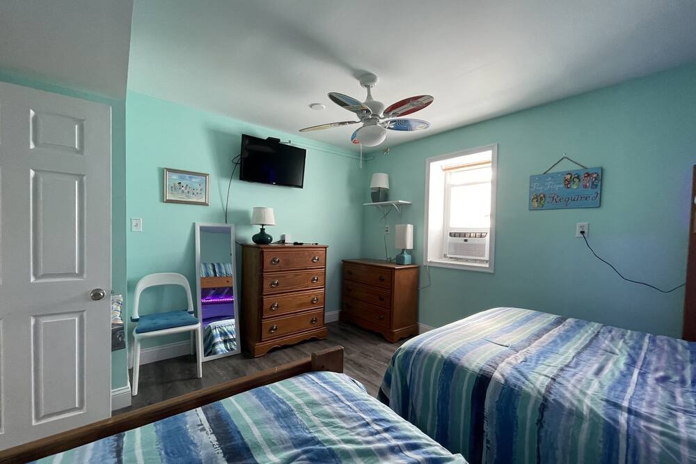 Photo of Bedroom in Ship Bottom