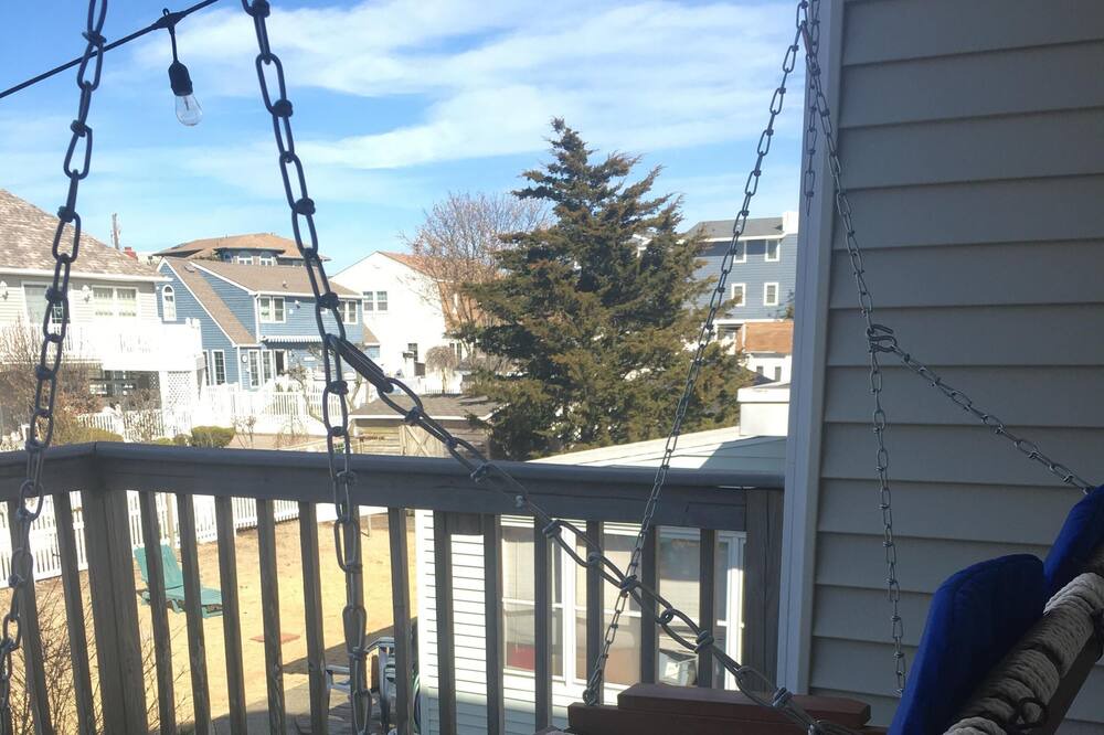 Photo of Patio Balcony in Ship Bottom