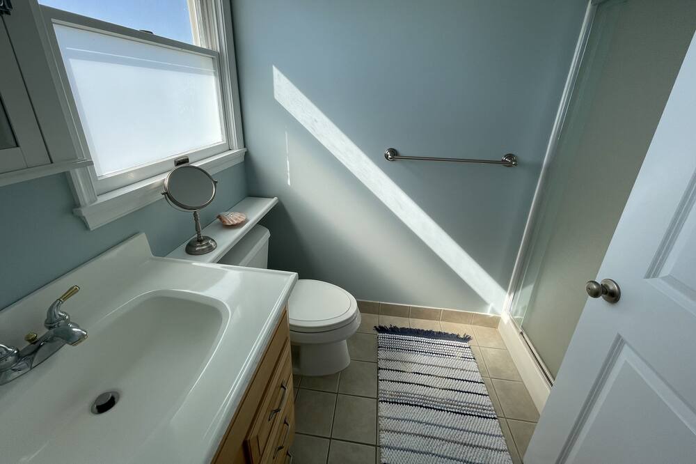 Photo of Bathroom in Ship Bottom