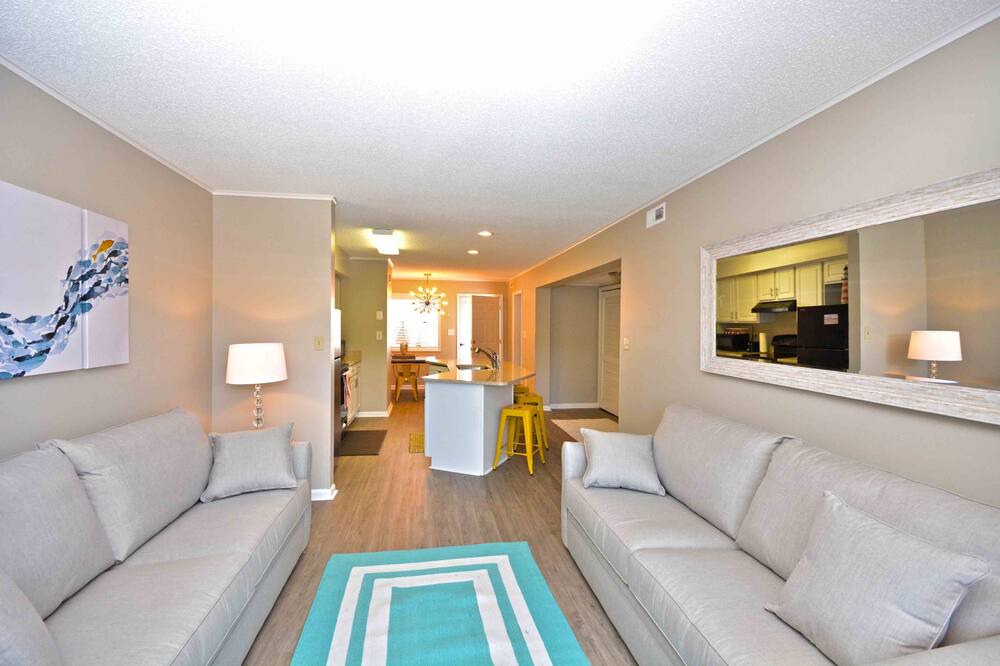 Photo of Livingroom in Midtown Ocean City