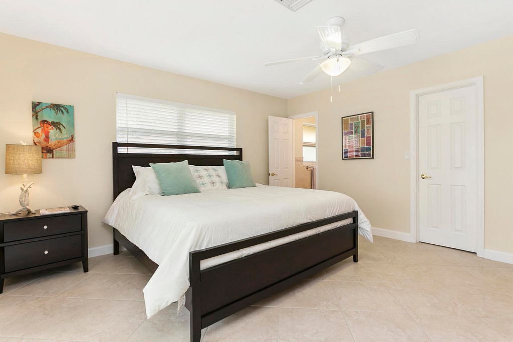 Photo of Bedroom in Highland Beach