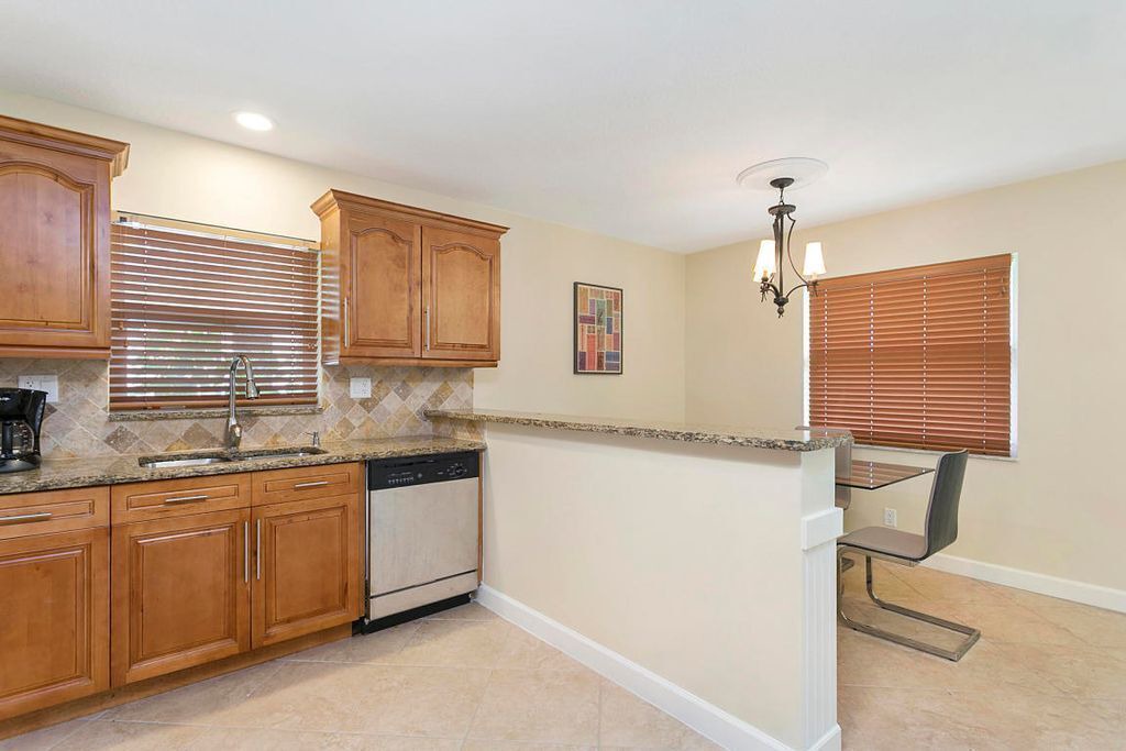 Photo of Kitchen in Highland Beach