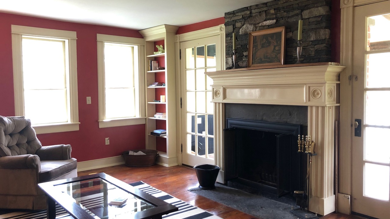 Photo of Livingroom in Wallkill