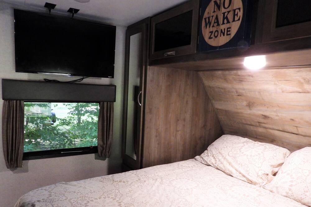 Photo of Bedroom in Barstow