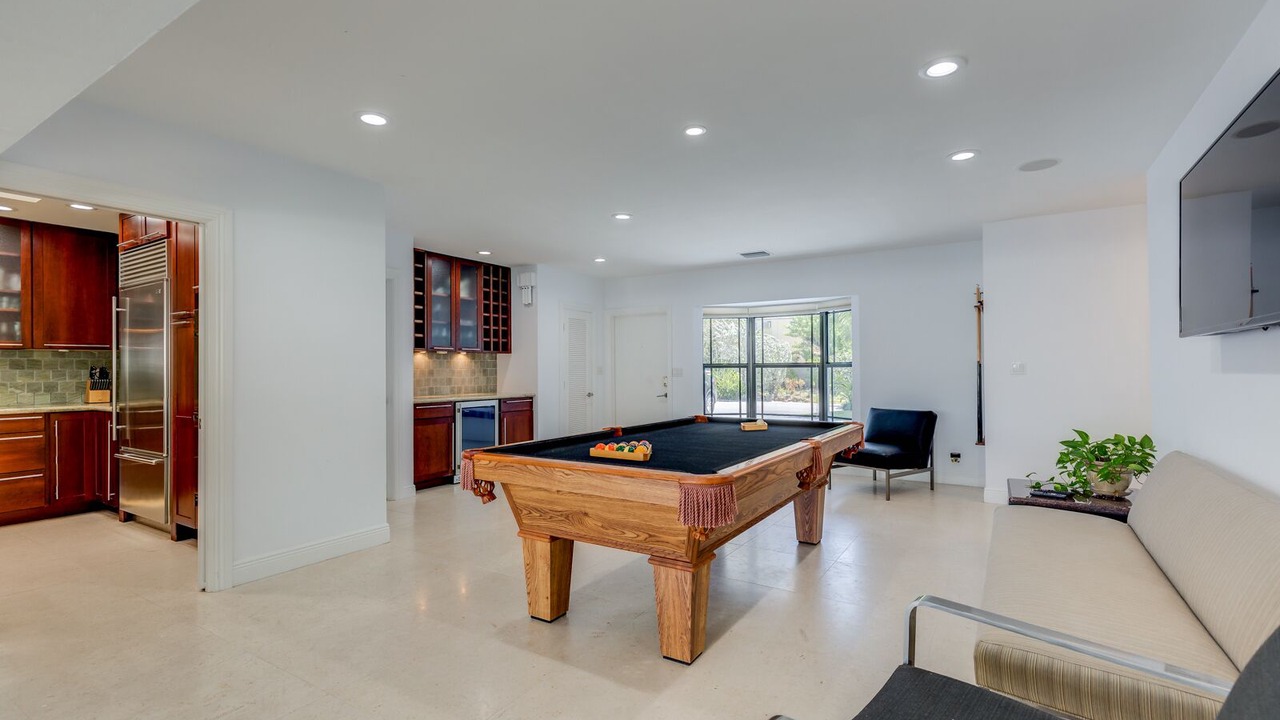 Photo of Bedroom in Bermuda Riviera