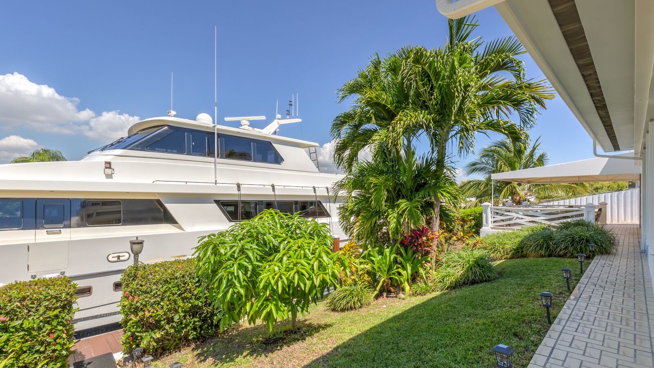 Photo of Outdoor in Bermuda Riviera