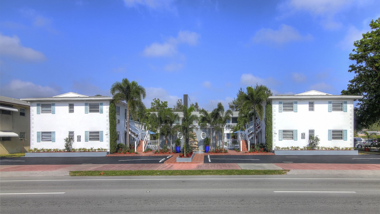 Photo of Outdoor in Hollywood Hills