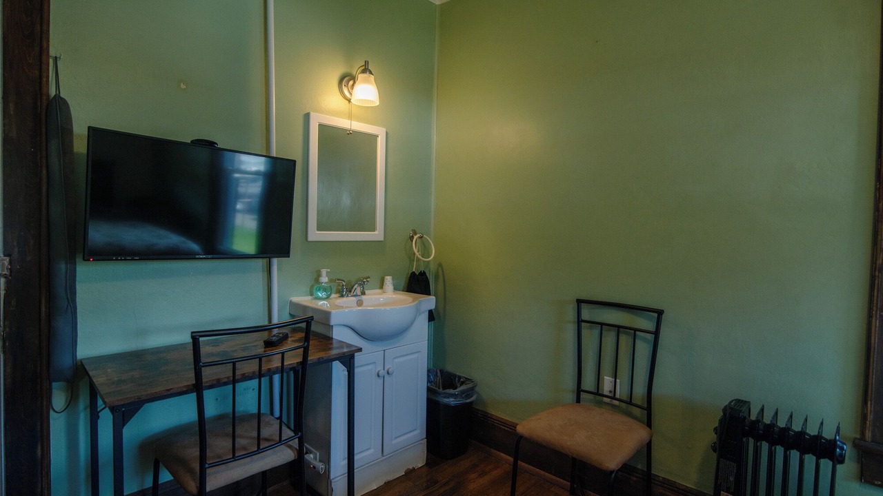 Photo of Bedroom in Marlinton
