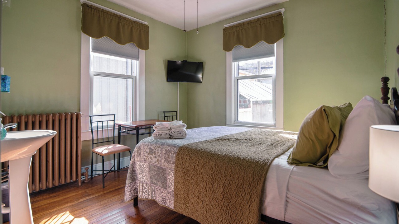 Photo of Bedroom in Marlinton