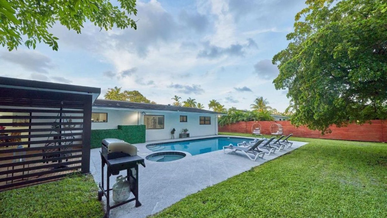 Photo of Outdoor in North Miami Beach