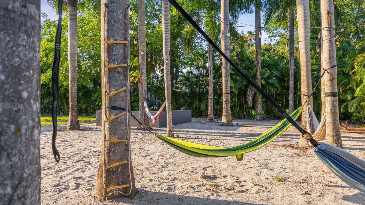 Photo of Outdoor in Golden Glades