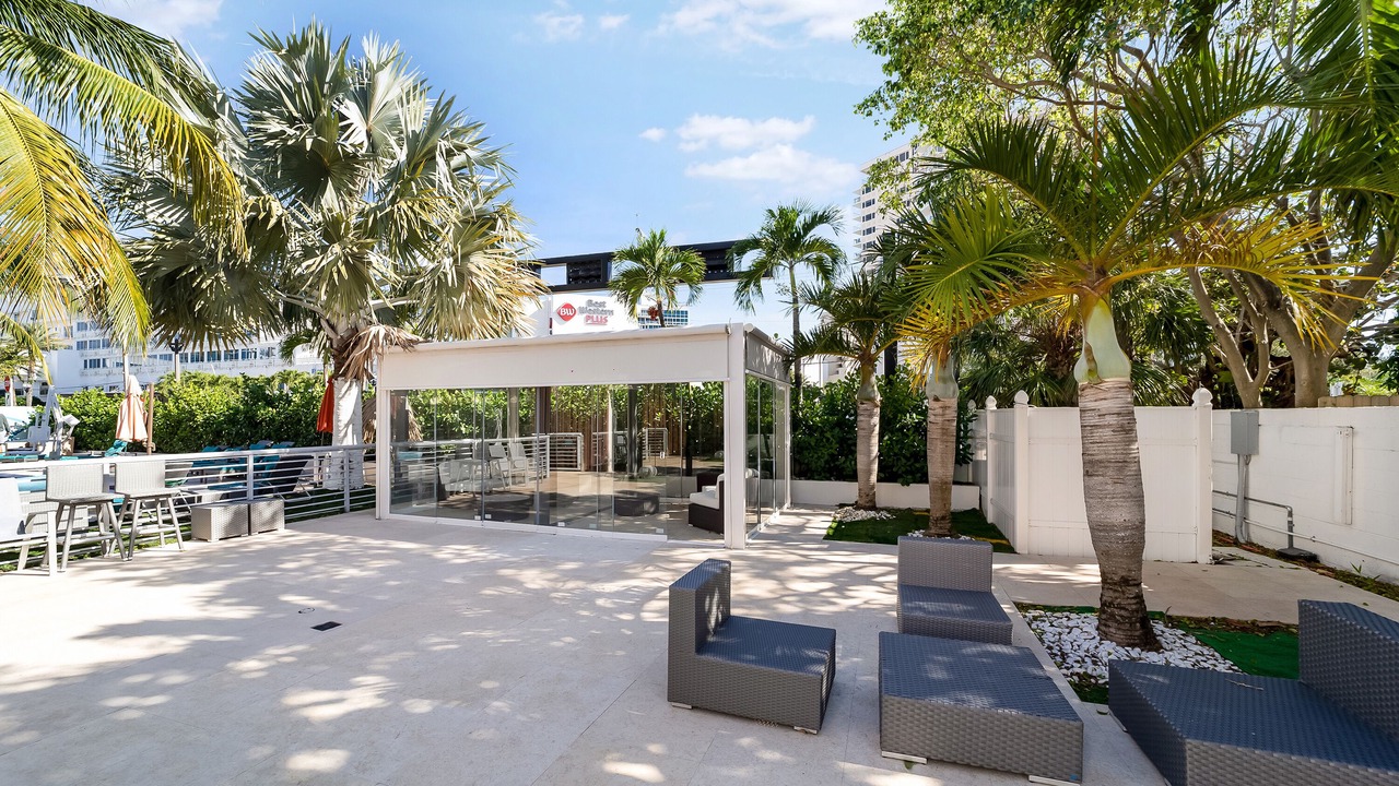 Photo of Patio Balcony in Central Beach