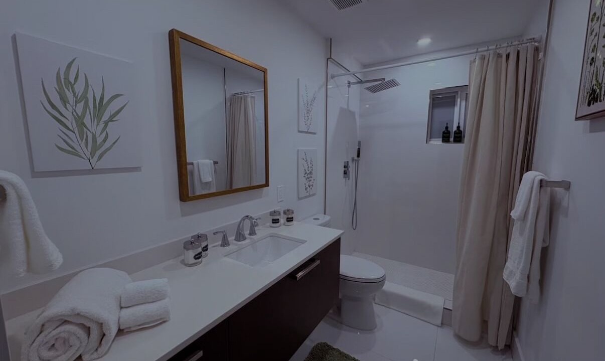 Photo of Bathroom in Hollywood