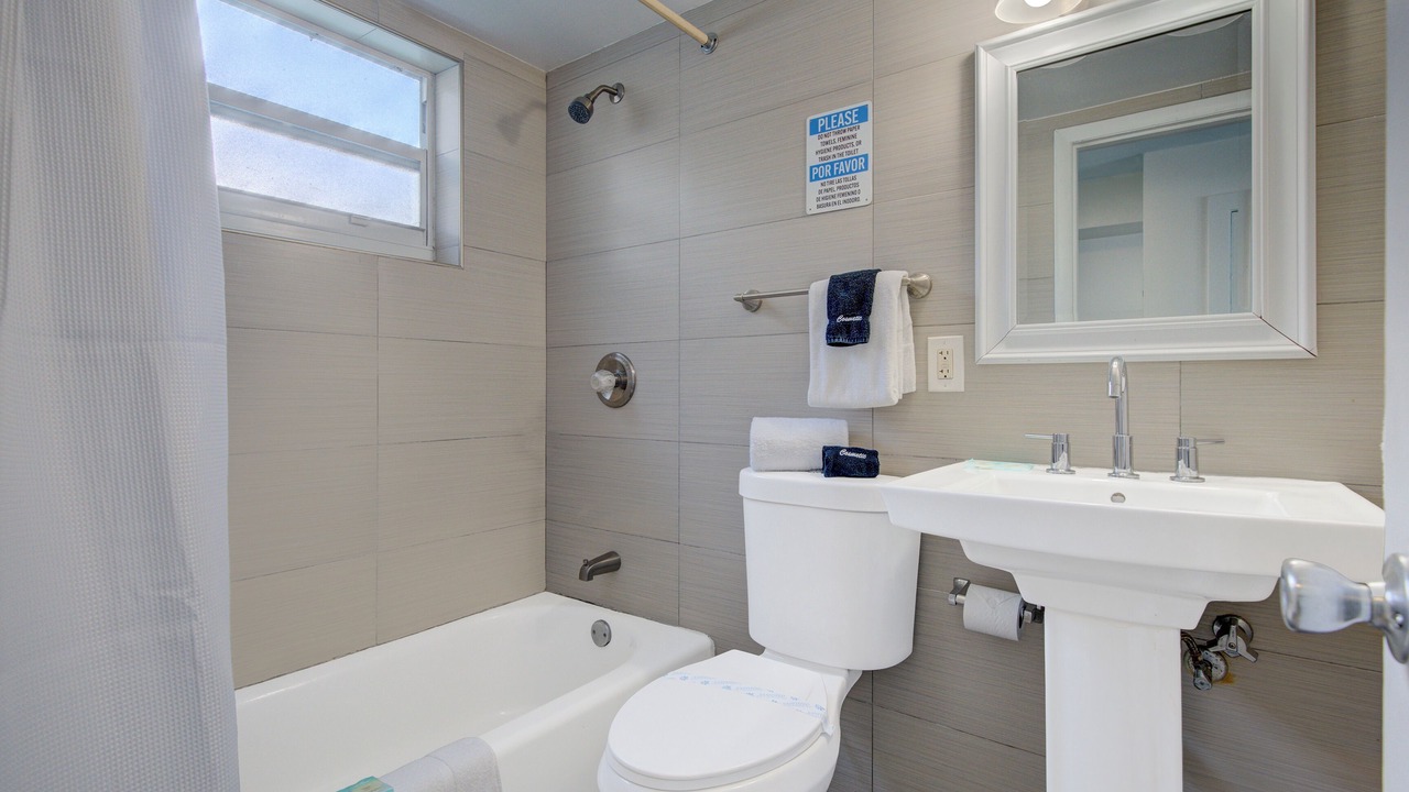 Photo of Bathroom in North Miami