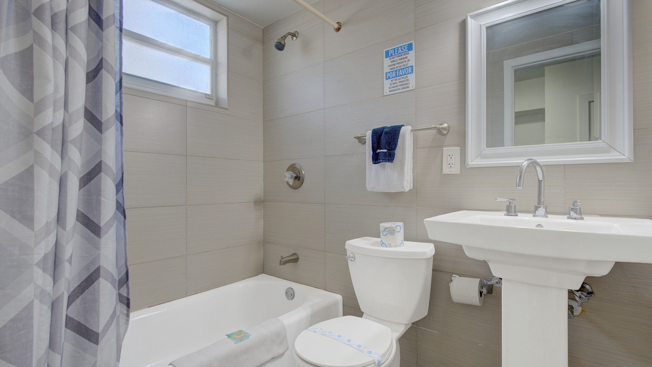 Photo of Bathroom in North Miami