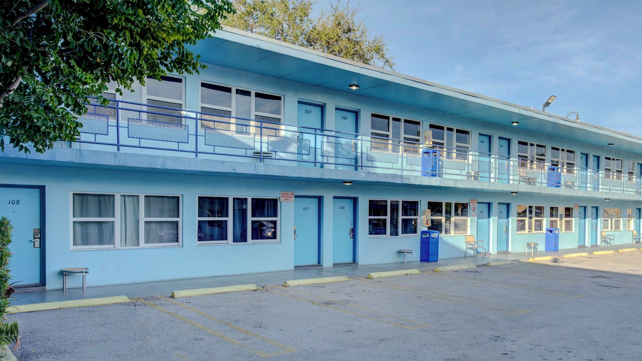 Photo of Outdoor in North Miami